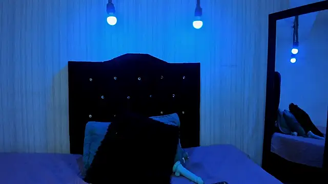 Snapshot of nicky_angel1 chatting on 03-08-25, 06:37 nicky angel1 online show from 03-08-25, 06:37