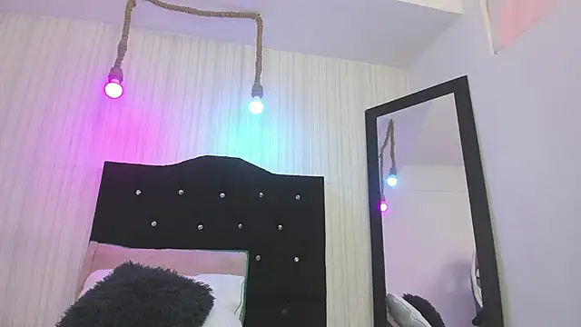 Snapshot of nicky_angel1 chatting on 02-11-26, 07:14 nicky angel1 online show from 02-11-26, 07:14