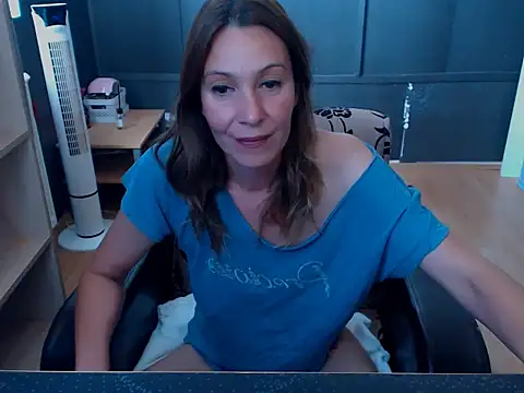 hannaha online show from 06-04-26, 11:48