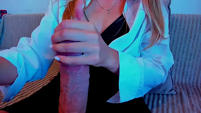 your Goddess Eva online show from 07-12-26, 06:25