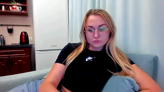 your Goddess Eva online show from 09-15-25, 07:03