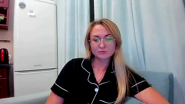 your Goddess Eva online show from 09-22-25, 07:09