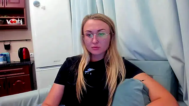 your Goddess Eva online show from 09-12-25, 06:40