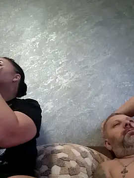 Greta Tamar online show from 10-26-25, 06:14