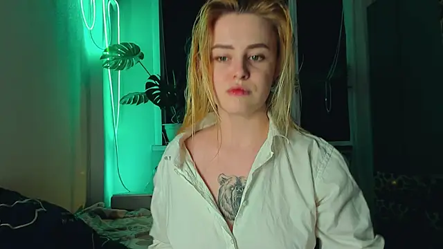 Alexa Pirs online show from 03-04-25, 09:54