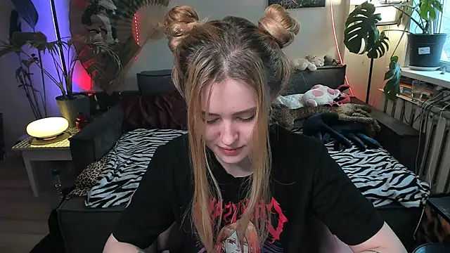 Alexa Pirs online show from 03-03-26, 12:23