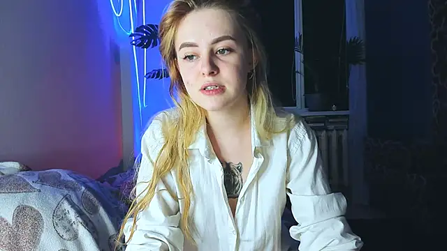 Alexa Pirs online show from 02-20-25, 09:31