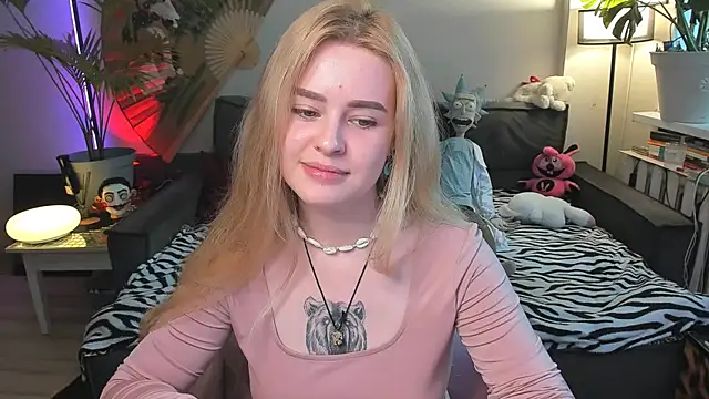 Snapshot of Alexa_Pirs chatting on 07-19-26, 02:03 Alexa Pirs online show from 07-19-26, 02:03