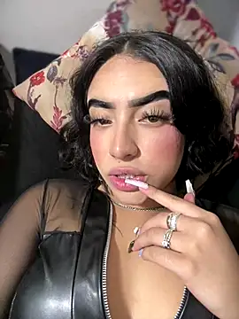 Scarlett-LS online show from 12-18-25, 03:00