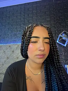 Scarlett-LS online show from 04-18-26, 02:58