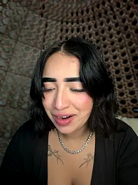 Scarlett-LS online show from 10-10-25, 01:39