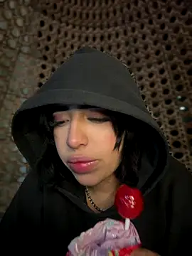 Scarlett-LS online show from 10-07-25, 06:03