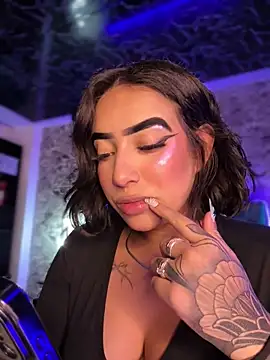 Scarlett-LS online show from 02-04-26, 03:45