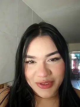Snapshot of nikki_grey chatting on 10-16-25, 05:21 nikki grey online show from 10-16-25, 05:21