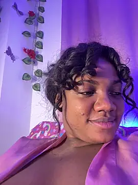 Snapshot of Daphnewalker__ chatting on 05-16-26, 01:26 Daphnewalker online show from 05-16-26, 01:26