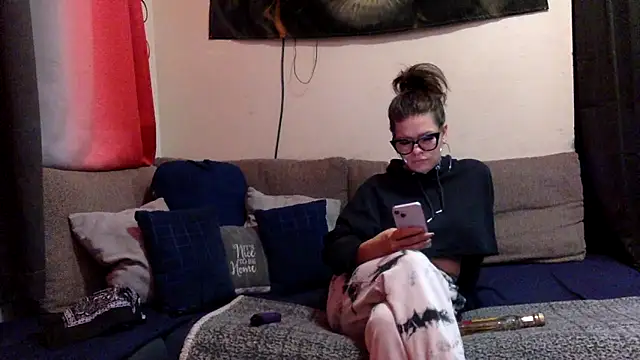 Snapshot of cheffboyrg chatting on 02-18-25, 12:15 cheffboyrg online show from 02-18-25, 12:15