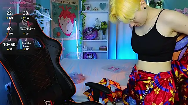 Akemi Sora  online show from 03-08-25, 10:22