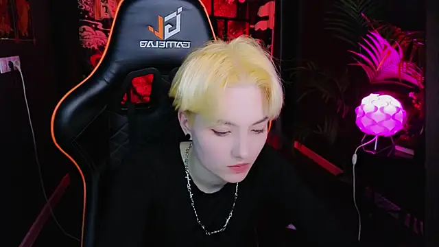 Akemi Sora  online show from 03-07-25, 05:49