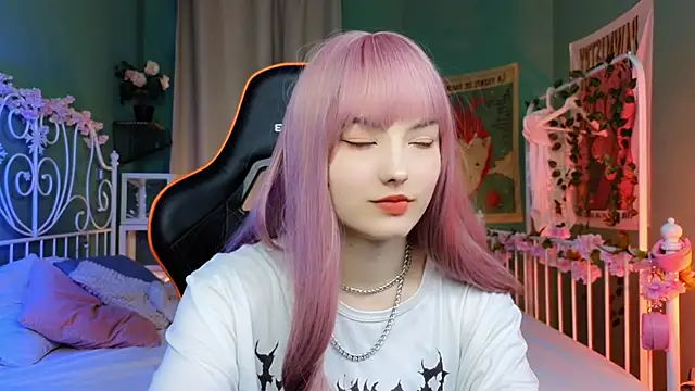 Akemi Sora  online show from 03-04-25, 03:15