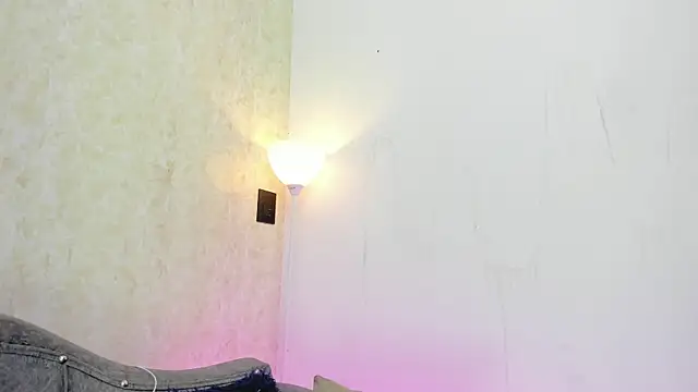 Snapshot of AntoniSantoss chatting on 06-11-26, 12:32 AntoniSantoss online show from 06-11-26, 12:32