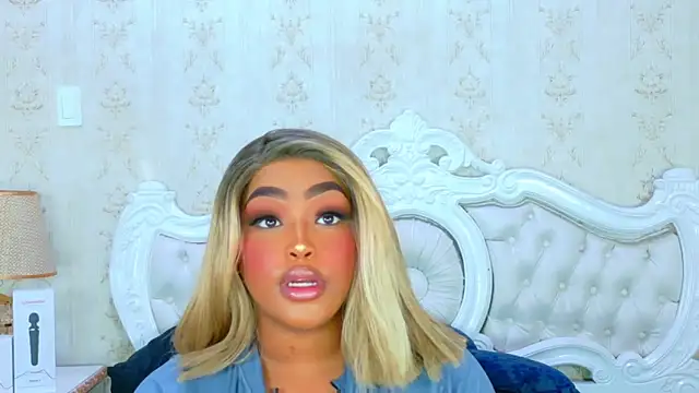 TianahGlow online show from 11-22-25, 09:02