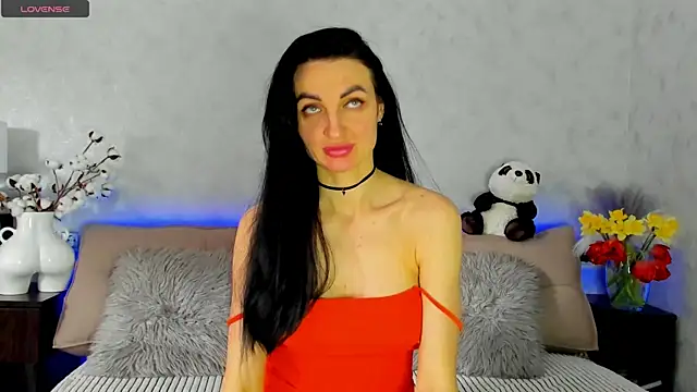 Snapshot of Tina_Mart chatting on 04-20-26, 11:35 Tina Mart online show from 04-20-26, 11:35