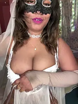 Snapshot of WifyHubby_38 chatting on 03-16-25, 06:55 WifyHubby 38 online show from 03-16-25, 06:55