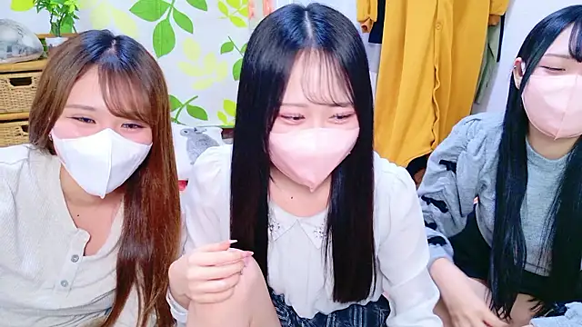 mao maochan online show from 10-16-25, 04:43