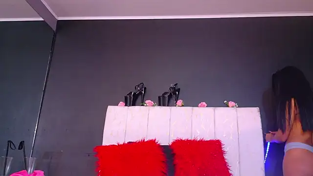 MariamLaraa online show from 11-07-25, 03:11