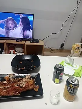 pokorogo2 online show from 12-22-25, 05:02