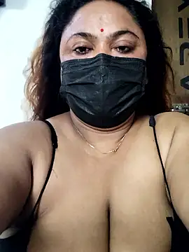 Snapshot of rani130 chatting on 06-15-26, 12:55 rani130 online show from 06-15-26, 12:55