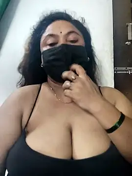 Snapshot of rani130 chatting on 07-19-26, 01:03 rani130 online show from 07-19-26, 01:03