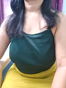 Snapshot of Jassi_Does chatting on 03-18-25, 08:06 Jassi Does online show from 03-18-25, 08:06