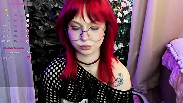 Snapshot of marynixoxo chatting on 04-03-26, 06:31 marynixoxo online show from 04-03-26, 06:31