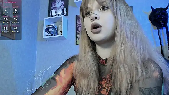 Snapshot of marynixoxo chatting on 03-19-25, 04:25 marynixoxo online show from 03-19-25, 04:25