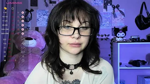 Snapshot of marynixoxo chatting on 02-26-26, 04:29 marynixoxo online show from 02-26-26, 04:29