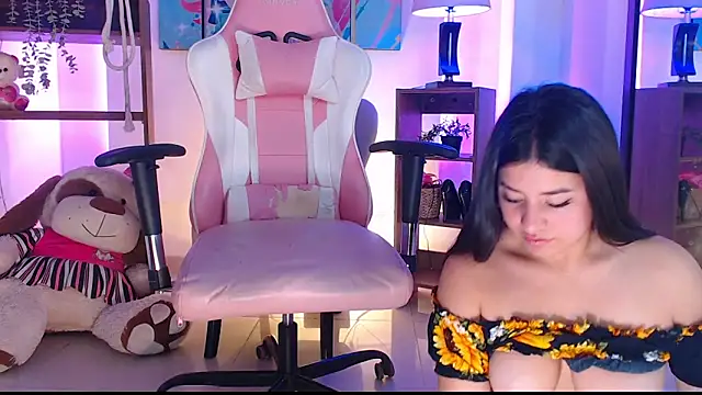 emily jewell1 online show from 10-02-25, 10:51