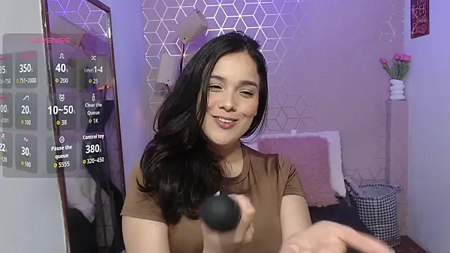 Lana Pearce online show from 10-14-25, 09:04