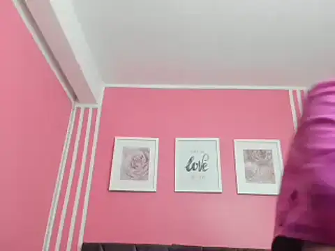 Amelia Royer online show from 03-08-25, 12:41