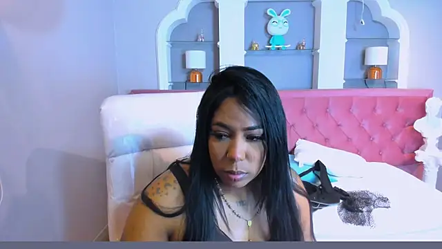 emma purple  online show from 02-10-25, 07:38