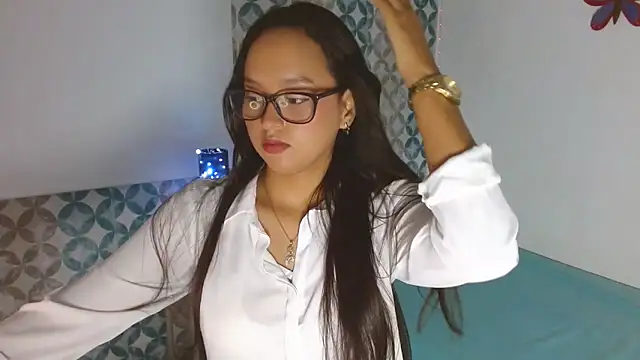 Emilybateee online show from 11-03-25, 03:26