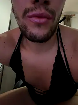 yaxxx03 online show from 10-13-25, 06:20