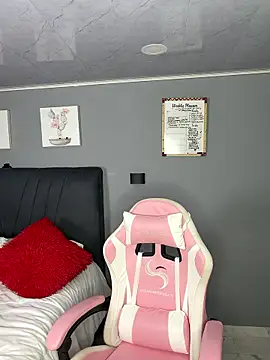 alejandra jonees online show from 01-18-26, 01:20