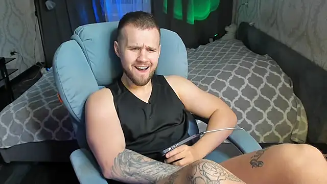 Vladik b online show from 03-03-25, 08:11