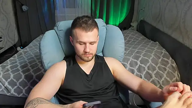 Vladik b online show from 03-06-25, 09:20