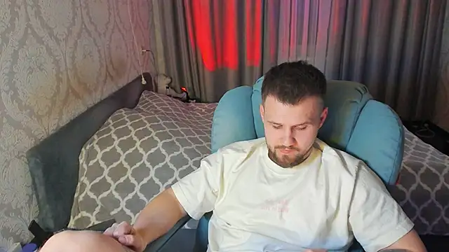 Vladik b online show from 03-06-26, 06:36