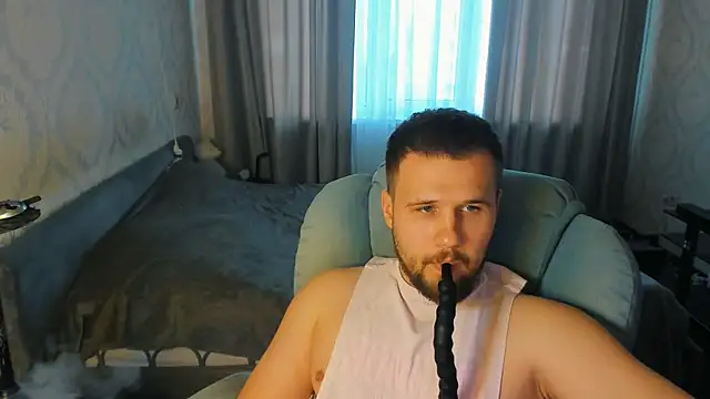 Snapshot of Vladik_b chatting on 06-16-26, 05:13 Vladik b online show from 06-16-26, 05:13