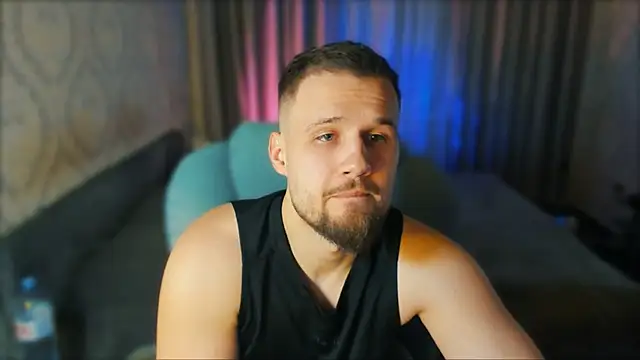 Vladik b online show from 02-10-26, 06:07