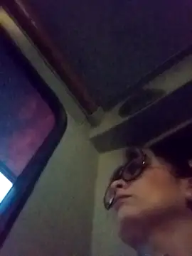 CandieGilson   online show from 09-10-25, 10:47