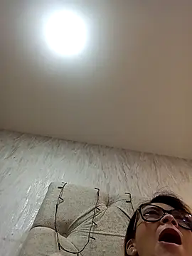 CandieGilson   online show from 11-15-25, 12:20